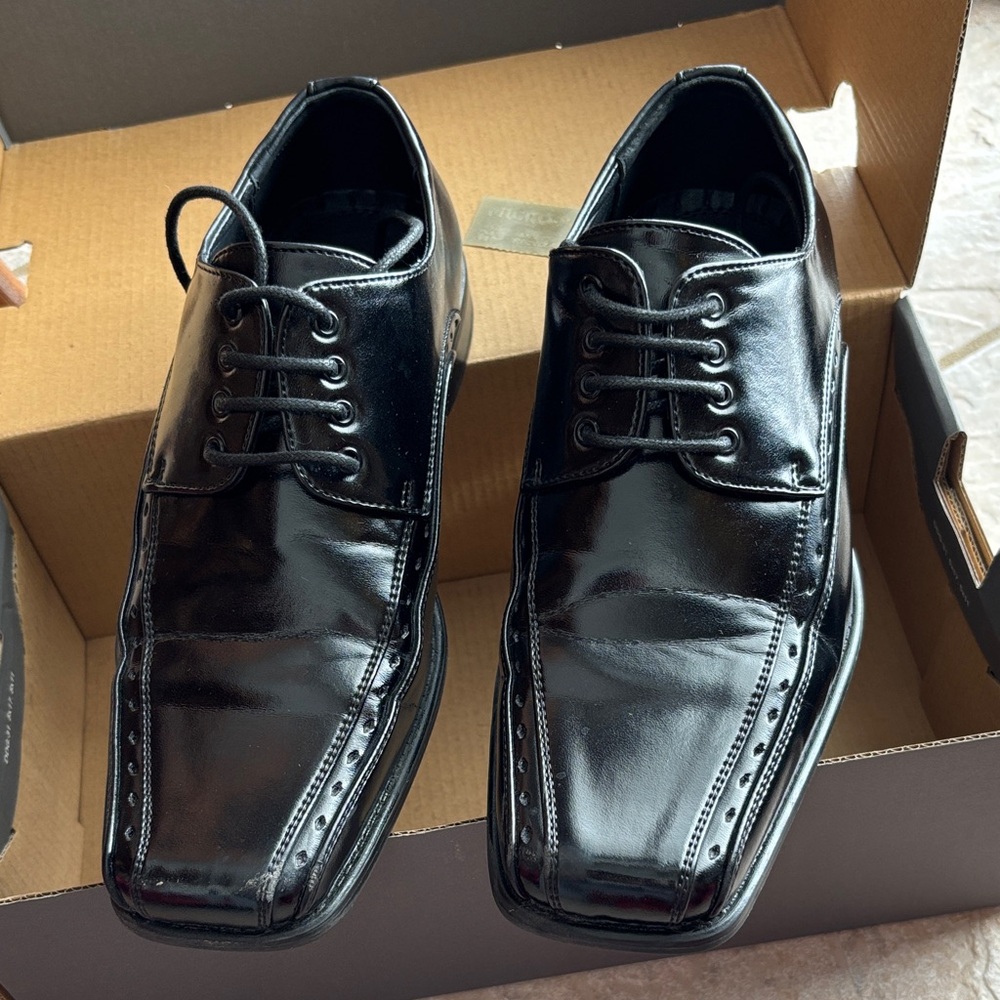 Stacy Adams Black Dress Shoes